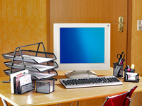 General Office Elegantes Schreibtisch-Set aus Metall, 8-teilig